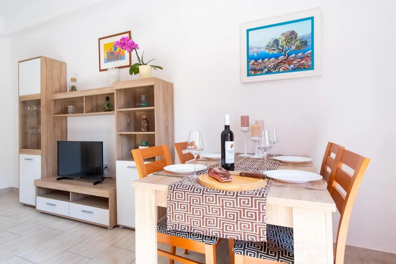 Apartmani Jolly Porec: Blizu Centra I Mora Kroatien